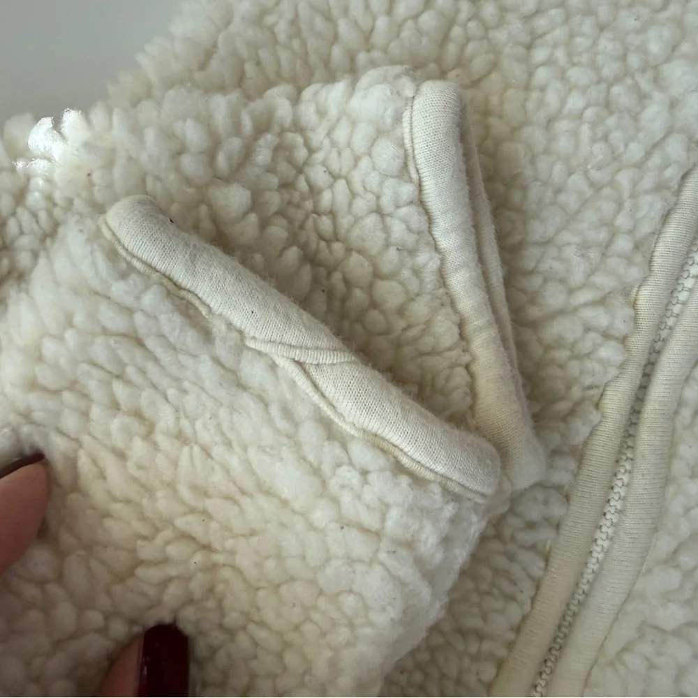 Baby GAP Sherpa Footie Bear One piece Hooded Soft Cream 6-12 months